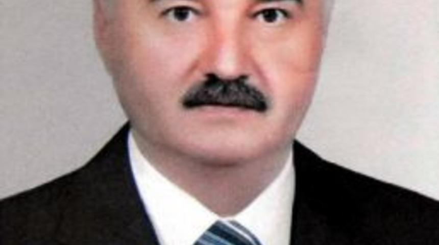 İzmir Adliyesi'nde Şehit Polis Ve M&uuml;başir I&ccedil;in H&uuml;z&uuml;nl&uuml; T&ouml;ren (5)