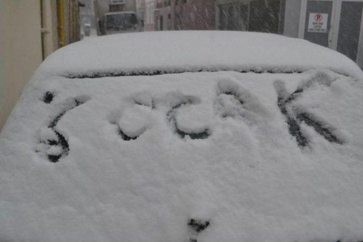 Kar Yağışı Hayatı Olumsuz Etkiledi G2