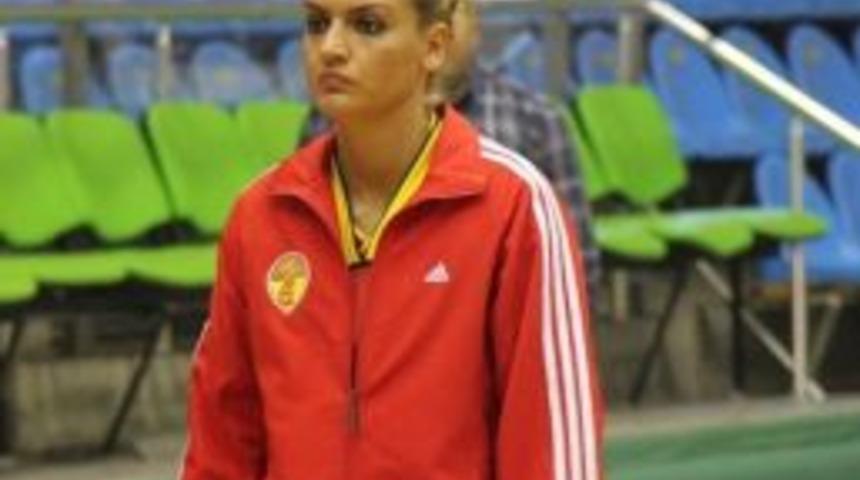 Bursa Büyükşehir Belediyespor, Yenal’ı Kadrosuna Kattı