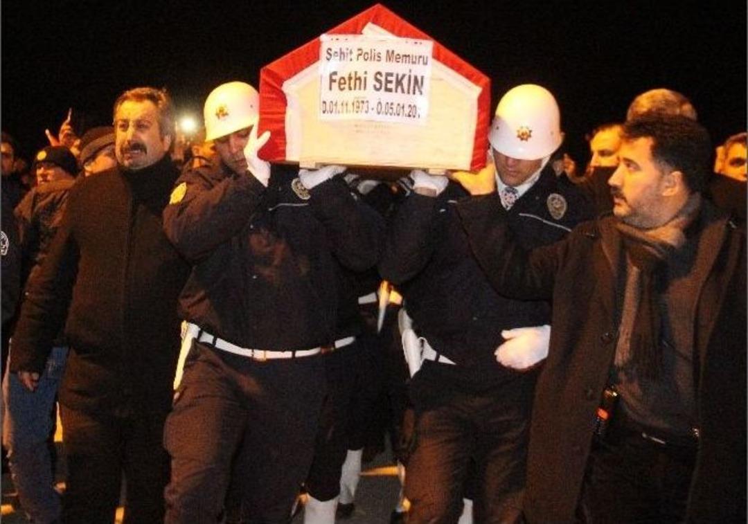 Kahraman Şehit Fethi Sekin&rsquo;in Naaşı Memleketine Getirildi