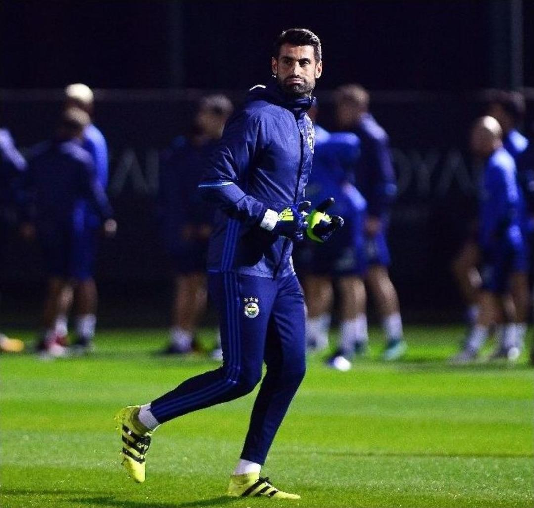 Fenerbah&ccedil;e İkinci Yarı &Ccedil;alışmalarına Başladı