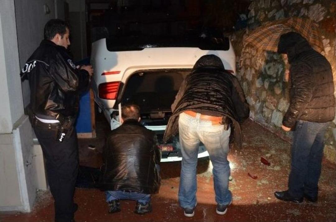 Milas&rsquo;ta Polisten Ka&ccedil;an Ara&ccedil; Sitenin Bah&ccedil;esine D&uuml;şt&uuml;