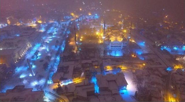 Sultanahmet&rsquo;te Eşsiz Kar Manzarası Havadan G&ouml;r&uuml;nt&uuml;lendi 1