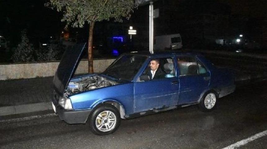 İzmir'de Sağanak Yağış Etkili Oldu