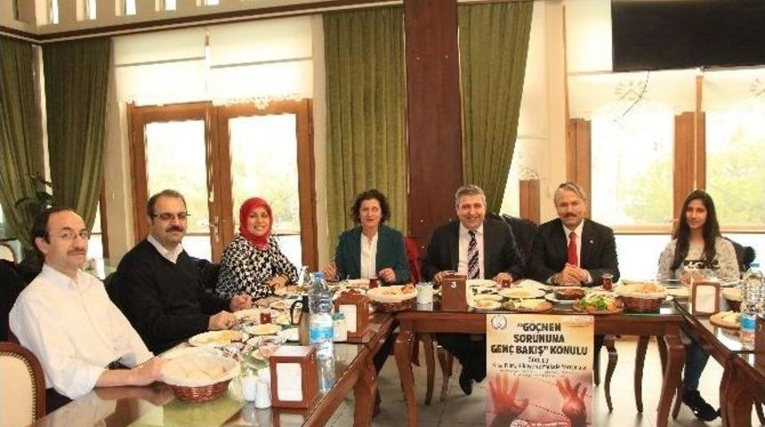 Yenifikir Sam G&ouml;&ccedil;men Sorununa El Attı