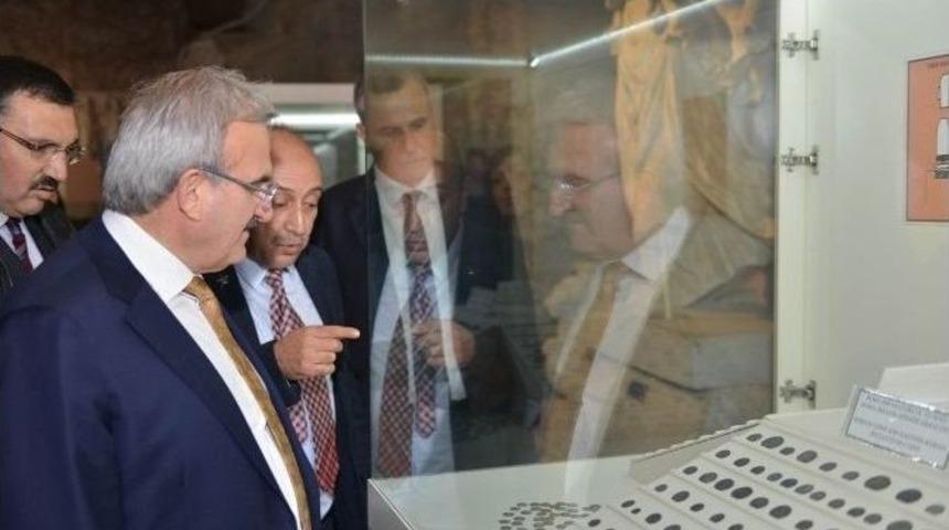 Vali Karaloğlu Manavgat&rsquo;ta İncelemelerde Bulundu