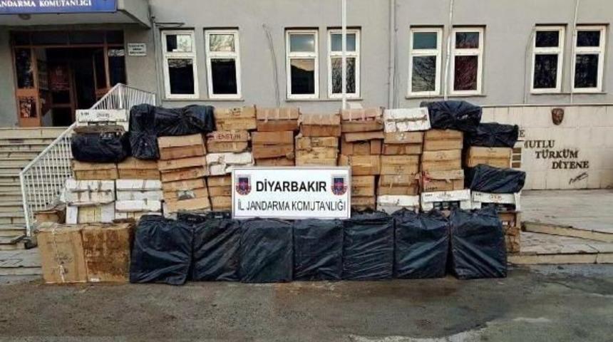 Diyarbakır'da 350 Bin Liralık Ka&ccedil;ak Sigara Ele Ge&ccedil;irildi