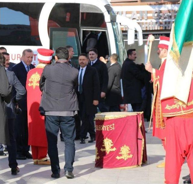 Cumhurbaşkanı Erdoğan’a Haliliye Belediyesinden Mehter Süprizi