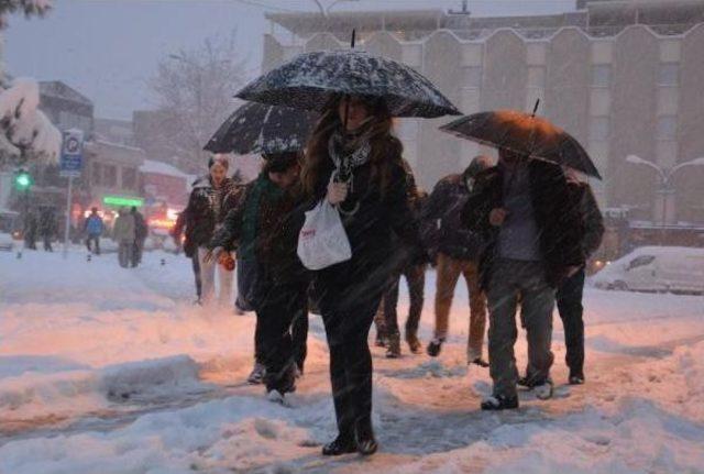 Bursa da Kar Yağışı Etkili Oluyor (2) 3