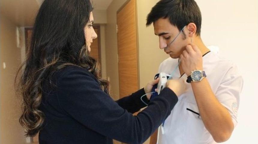 (&ouml;zel Haber) Uyku Testi Cihazı Uyku Sorunu Yaşayanlara Umut Oluyor