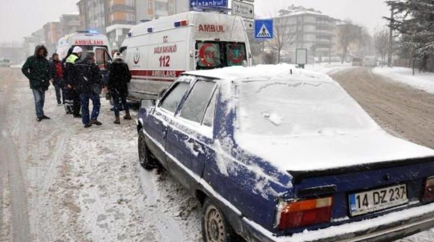 Hasta Taşıyan Ambulans Otomobille &Ccedil;arpıştı