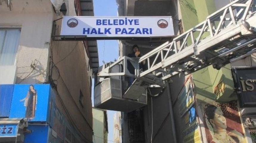 Belediye Halk Pazarı Yeni Tabelasına Kavuştu