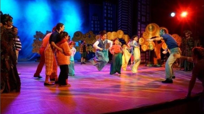 &Ccedil;ocuklar &lsquo;bayram Yeri&rsquo;ni &Ccedil;ok Sevdi