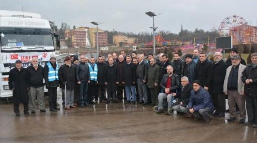 Karab&uuml;k'ten Halep'e 3 Tır Insani Yardım Malzemesi