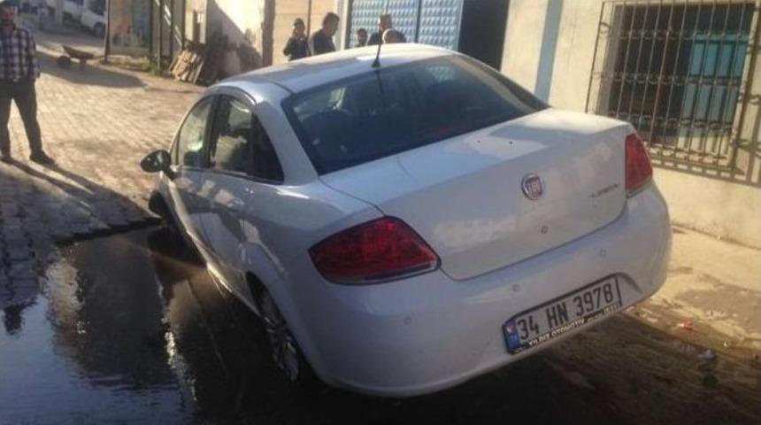 Fatsa&rsquo;da Yol &Ccedil;&ouml;kt&uuml;, Otomobil &Ccedil;ukura D&uuml;şt&uuml;