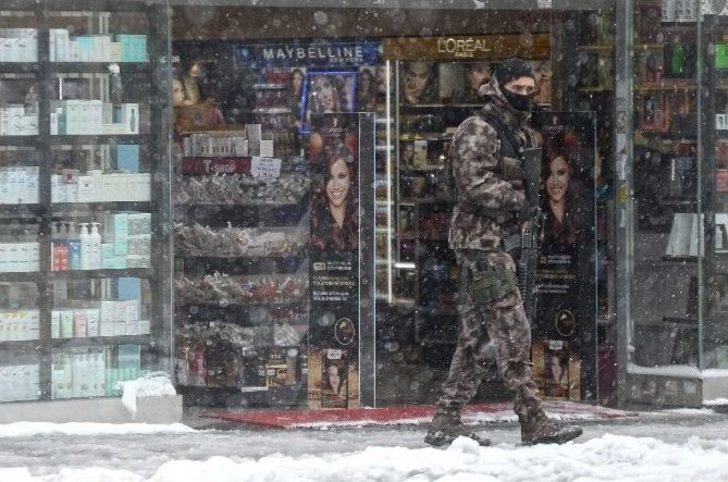 İstanbul Karlar Altında G4