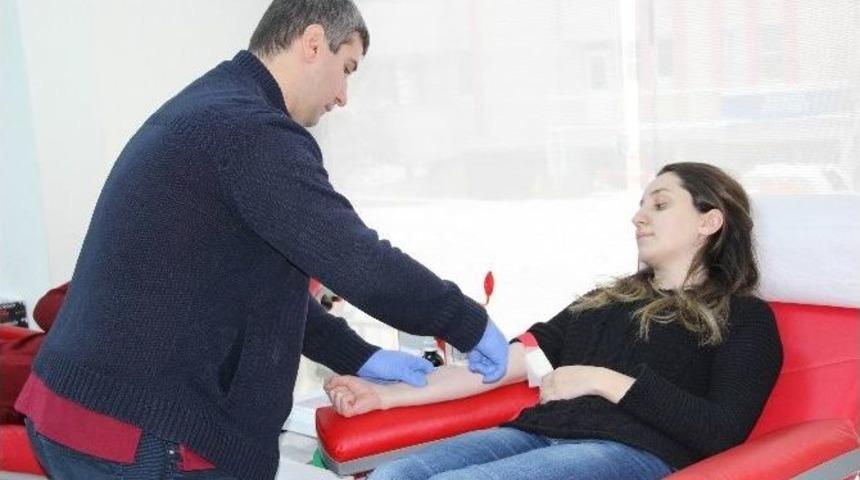 Kızılay’dan "kan Bağışlayın" Çağrısı