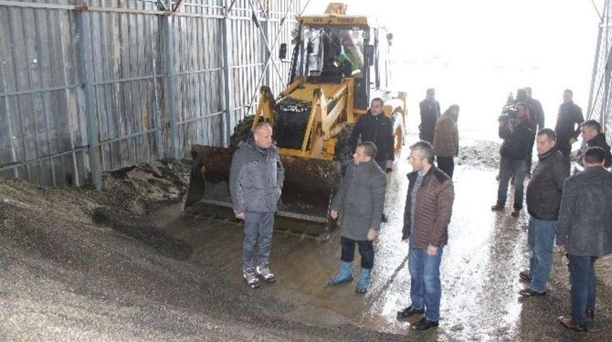 Başkan Keleş Kar &Ccedil;alışmalarını Yerinde İnceledi