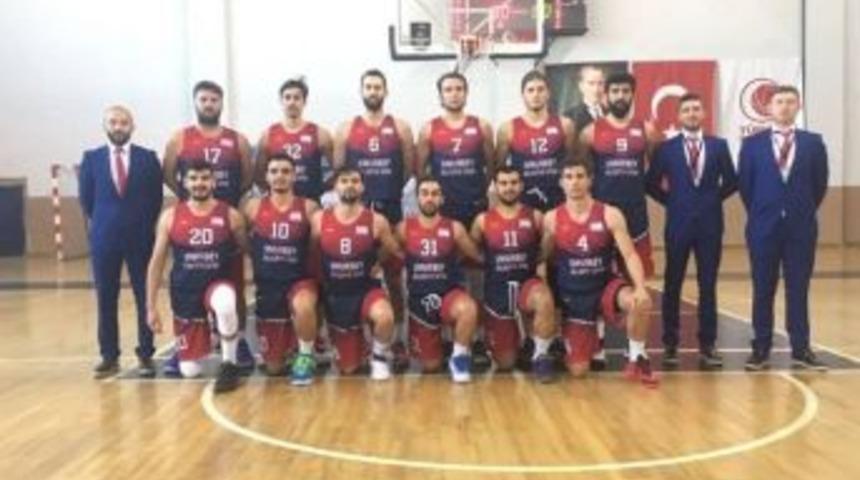 Basketbol Ma&ccedil;ı Kar Nedeniyle Ertelendi