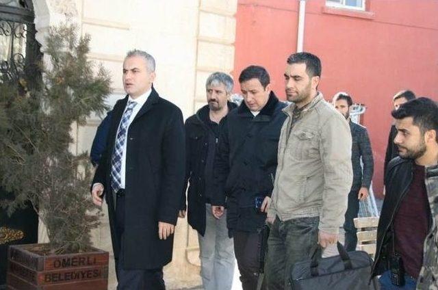 &Ouml;merli Belediyesi&rsquo;ne Atanan Kayyum G&ouml;reve Başladı 1