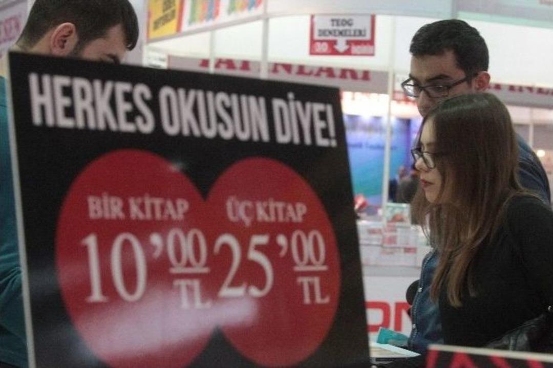 10. &Ccedil;ukurova Kitap Fuarı 300 Edebiyat&ccedil;ıyı Ağırlıyor