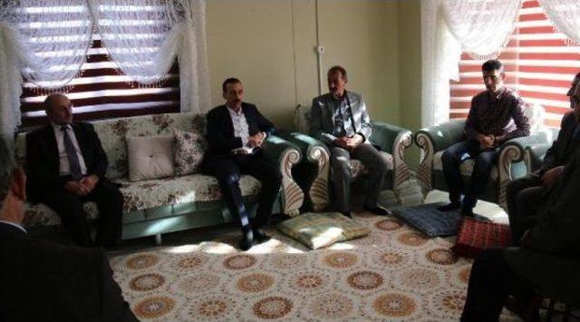 Edremit in Kayyum Başkanı Muhtarları Evlerinde Ziyaret Etti 1