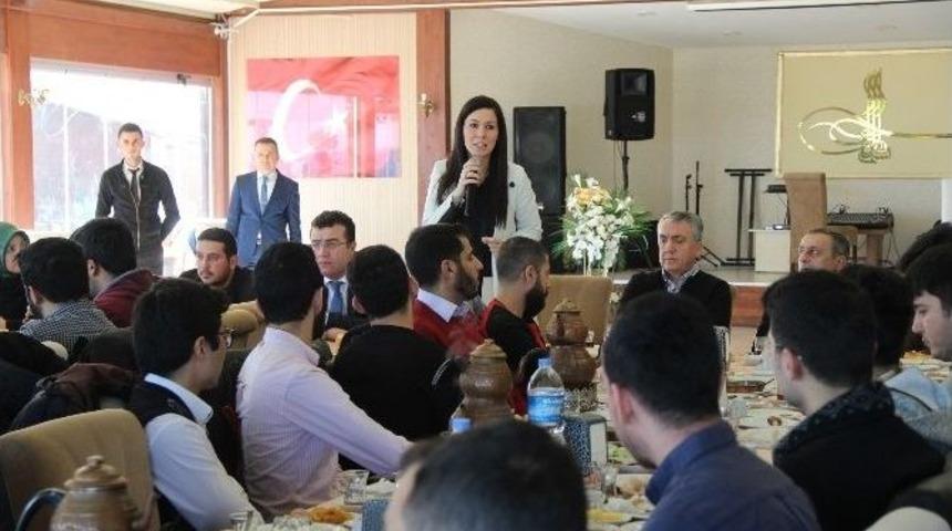 Karaaslan Yabancı &Ouml;ğrencilerle Buluştu