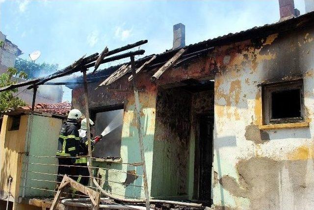 Ateş Savaş&ccedil;ıları Bin 170 Yangına M&uuml;dahale Etti 2