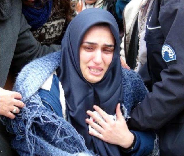 Şehit Uzman Çavuşun Eşi: Çocuklarımıza Şehit Olduğunu Söyleyemedim 1