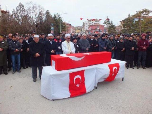 Şehit Uzman Çavuşun Eşi: Çocuklarımıza Şehit Olduğunu Söyleyemedim 3