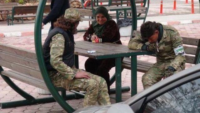 Suriye de Yaralanan 15 &Ouml;so Askeri Kilis e Getirildi 3