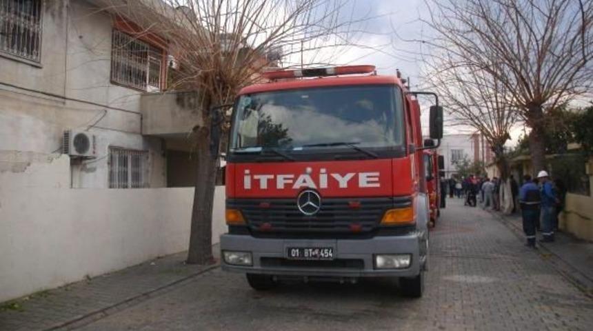 Annesinin Kapıyı &Uuml;zerine Kilitleyip Evde Yalnız Bıraktığı &Ccedil;ocuk Yangında &Ouml;ld&uuml;