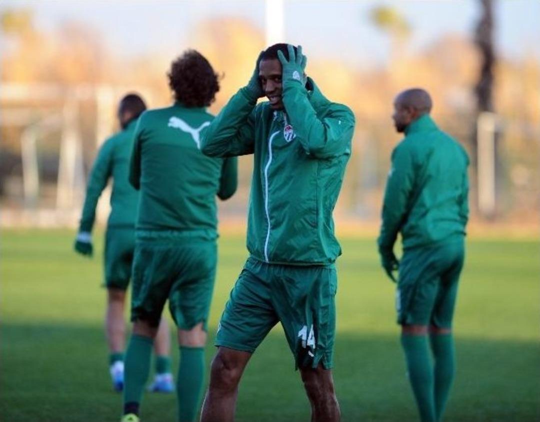 Bursaspor&rsquo;da Batalla Ve Del Valle Kampa Katıldı