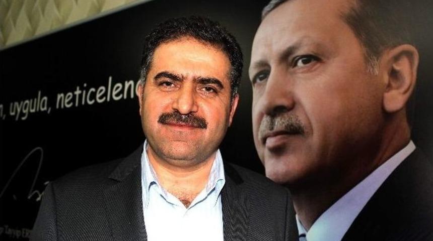 Milletvekili Fırat : "yeni Anayasa T&uuml;rkiye&rsquo;nin &Ouml;n&uuml;n&uuml; A&ccedil;acak"