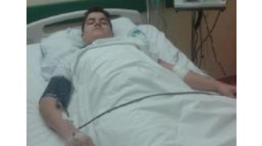 Kızakla Kayarken Bacağına Demir Saplandı