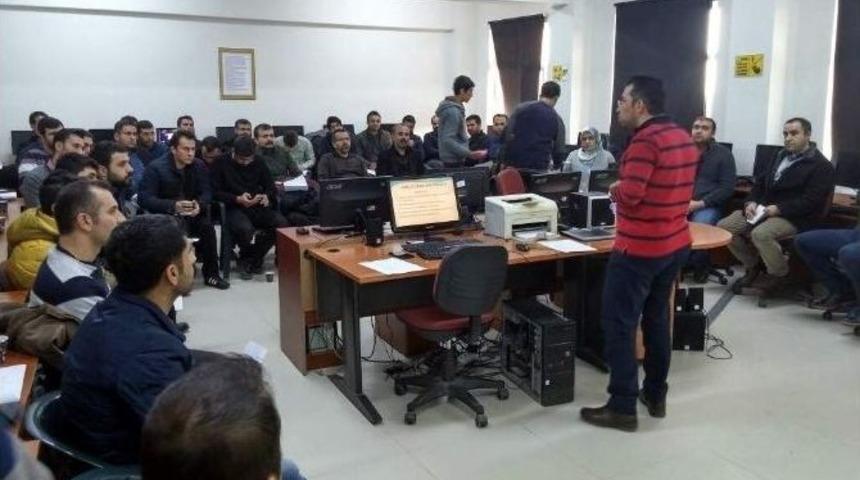 &lsquo;kod&rsquo;layacak &Ouml;ğrencilere Ders Verecek &Ouml;ğretmenlere Seminer