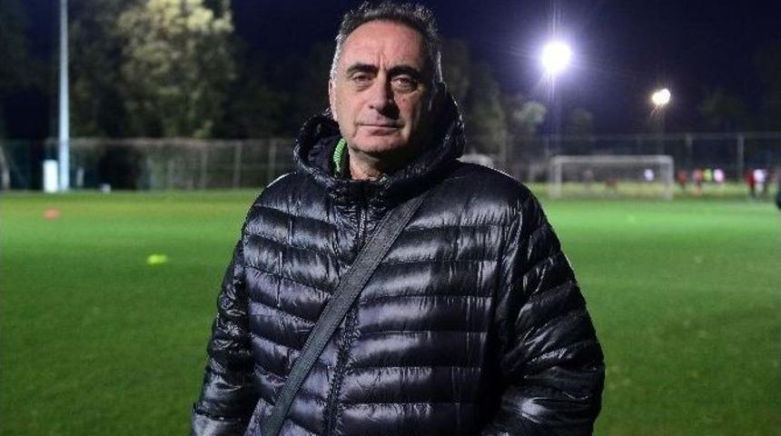 Ali Reşat &Ccedil;ağan: "beşiktaş&rsquo;ın Kadrosunda D&uuml;ş&uuml;nmediği Oyuncularla G&ouml;r&uuml;ş&uuml;yoruz"