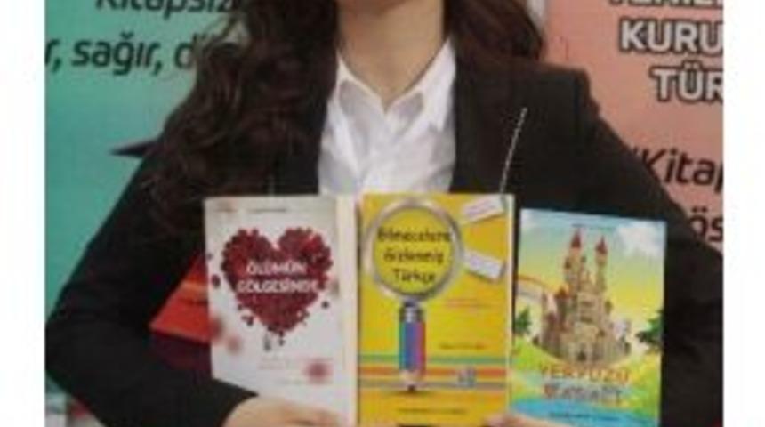 G&ouml;rme Engelli Yazar Yeni Kitaplarıyla &Ccedil;ukurova Kitap Fuarı&rsquo;nda