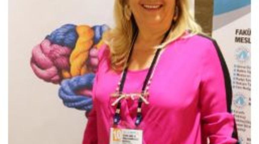 Prof. Dr. Dilbaz: Mideleri K&uuml;&ccedil;&uuml;l&uuml;nce I&ccedil;kiye Başlıyorlar