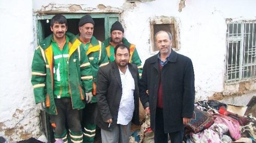 Mersedes Kadir&rsquo;in Evinde Yangın &Ccedil;ıktı