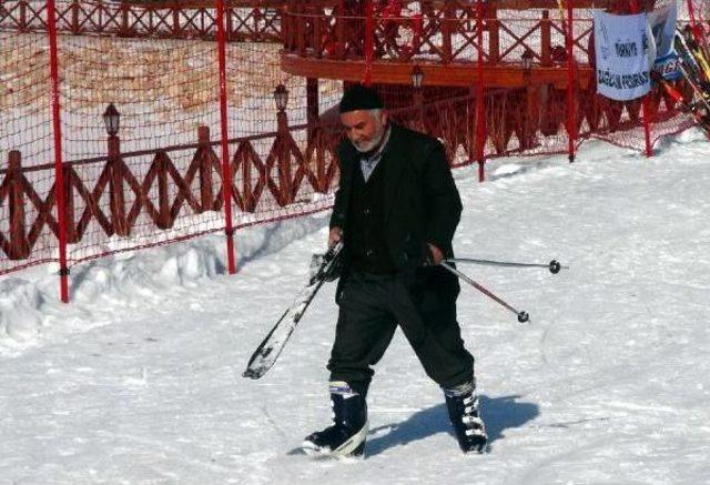 Mustafa  Dede'nin Kayak Keyfi