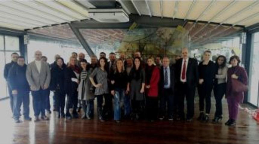 Ter&ouml;re Karşı Birlik Ve Dayanışma