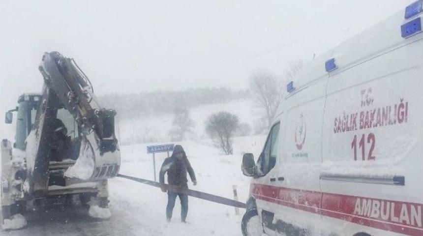 Ekipler Karda Mahsur Kalanlar İ&ccedil;in Seferber Oldu