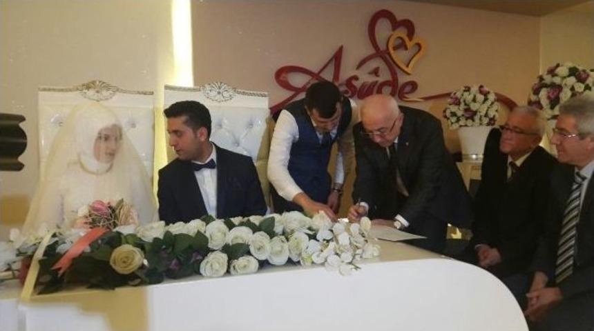 Başkan Hi&ccedil;yılmaz, Işıklı Ve Ertuğrul Ailelerinin Mutluluğuna Şahit Oldu