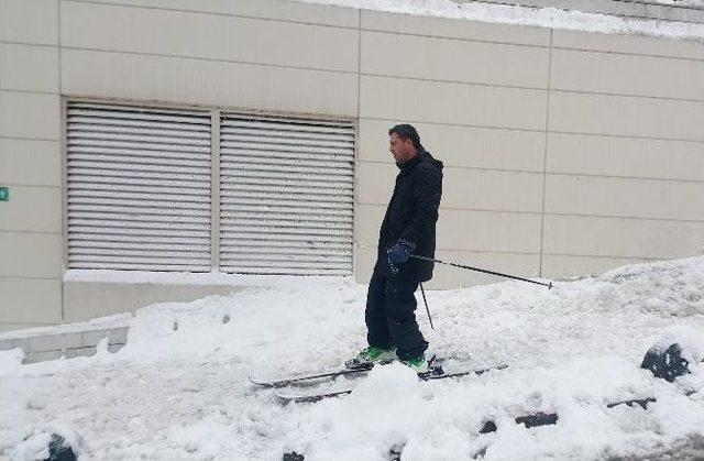 (özel Haber) İstanbul’un Göbeğinde Kayak Keyfi