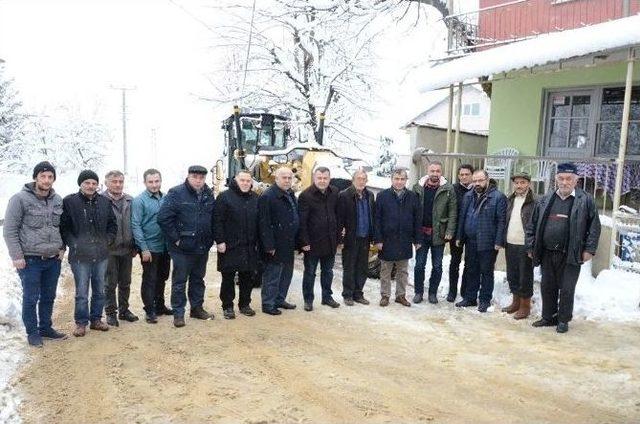Ak Parti İl Başkanı, Karla Mücadele Çalışmalarını İnceledi 2