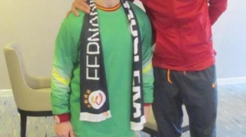Yunus, Galatasaraylı Futbolcularla Buluştu