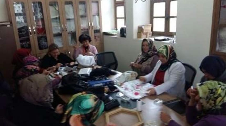 Mehmet&ccedil;iğe Destek S&uuml;r&uuml;yor