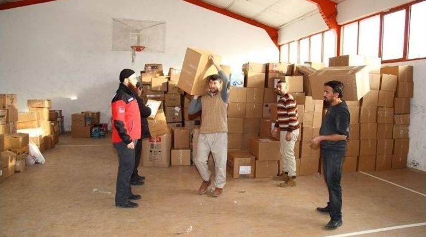 Yardım İ&ccedil;in Toplanan Tır&rsquo;lar Yola &Ccedil;ıktı