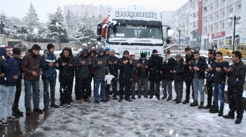 Yozgat İhh, Suriye&rsquo;ye 1 Tır Yardım Malzemesi G&ouml;nderdi